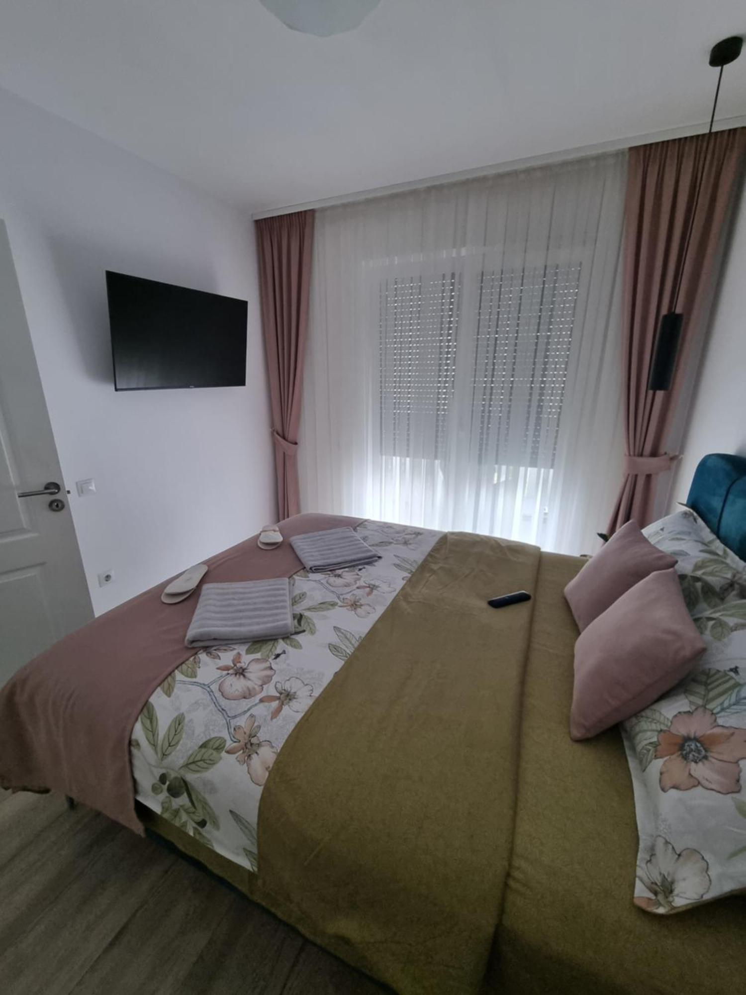 Roxana Residence Oradea Ngoại thất bức ảnh